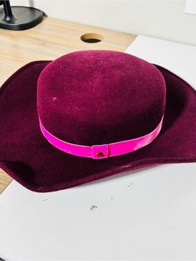 Lele Sadoughi Stevie Plum Velvet Wide-Brim Hat with Hot Pink Band